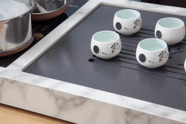 巖板制作的茶幾茶盤(pán)